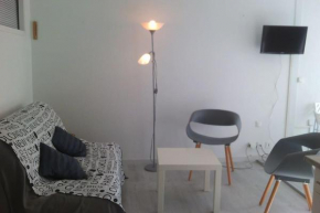 APPARTEMENT P2 + CABINE LE GRAU DU ROI